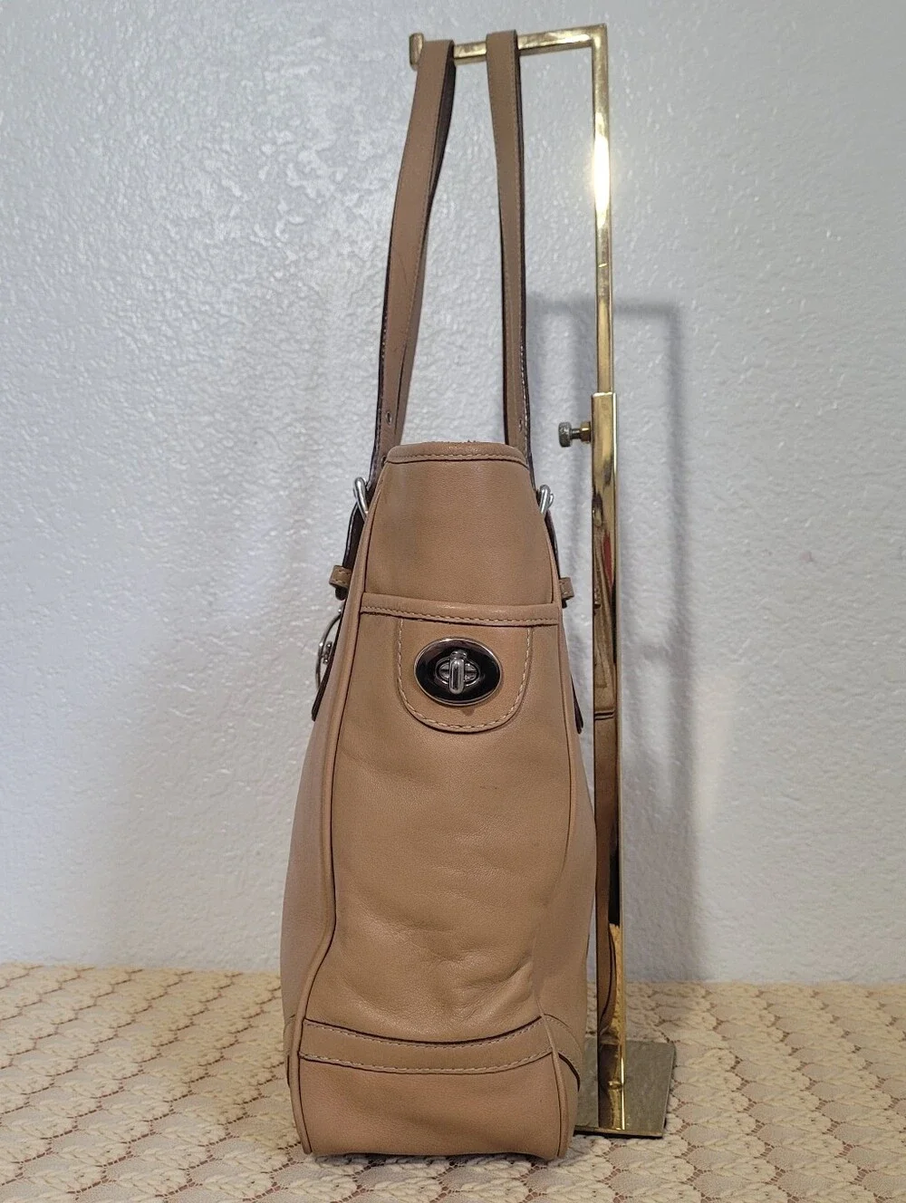 Coach Legacy Natural Cowhide Camel Tan Leather Classic Tote Shoulder Bag